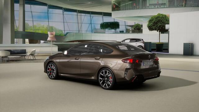 BMW 2-SERIE Gran Coupé 220 M Sport Automaat / Sportstoelen / Adaptieve LED / M Adaptief onderstel / Achteruitrijcamera / Parking Assistant / Comfort Access / Stuurverwarming