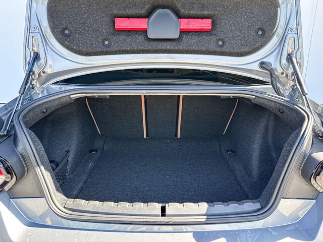 BMW 2-SERIE Coupé 220i | M Sport Pro | Premium Pack | Glazen Panoramadak