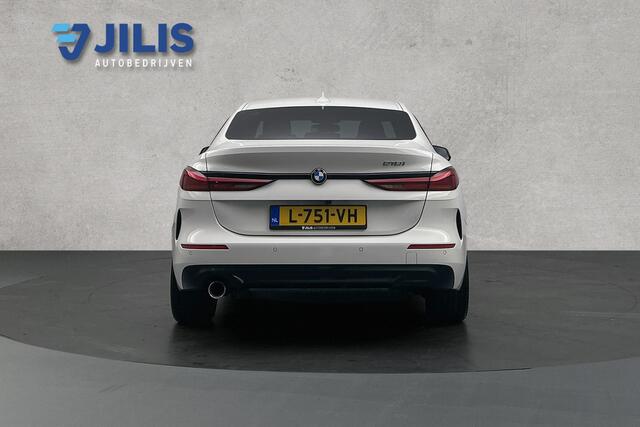 BMW 2-SERIE Gran Coupé 218i Business Edition | Camera | LED koplampen | Digitaal display | Cruise control