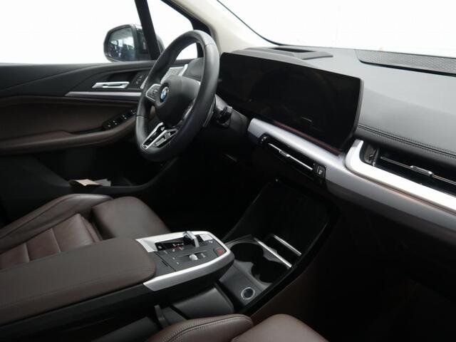 BMW 2-SERIE Active Tourer 218i Luxury | Panorama | Memory | Driving Assistant Plus | Leder | Harman Kardon