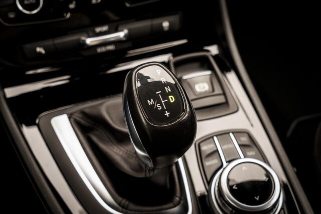 BMW 2-SERIE Active Tourer 218i Business | Automaat | Xenon | Trekhaak | PDC | Stoelverwarming | Climate control