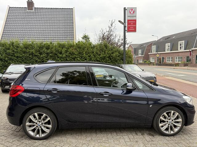BMW 2-SERIE Active Tourer 225xe iPerformance Executive, Vol opties!