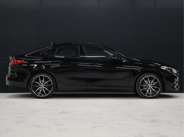 BMW 2-SERIE Gran Coupé 218i M Sport [SCHUIFDAK, APPLE CARPLAY, ANDROID AUTO, VOL LEDER, VIRTUAL COCKPIT, CAMERA, NIEUWSTAAT]