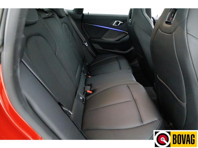 BMW 2-SERIE Gran Coupé 220i M-Sport Plus Bus. Edition Plus | Pano | Harman Kardon | Memory stoelen | Sportstoelen | Leer, Headup, Camera, Stoel & Stuurverw,