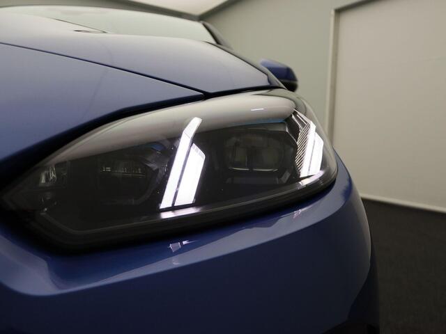 BMW 2-SERIE Gran Coupé 220 M Sportpakket Pro | Premium Pack | Stuurwielrand Verwarmd | Comfort Access | Achteruitrijcamera | 19''