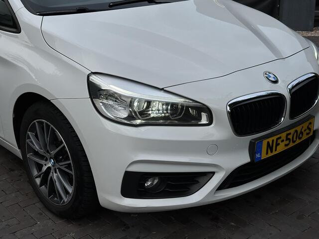 BMW 2-SERIE Active Tourer 220i M Sport Panoramadak LED Cruise Clima Stoelverw.