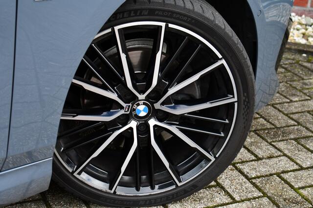 BMW 2-SERIE Gran Coupé 218i M-Sport 19inch HiFi Camera Leder Live-cockpit