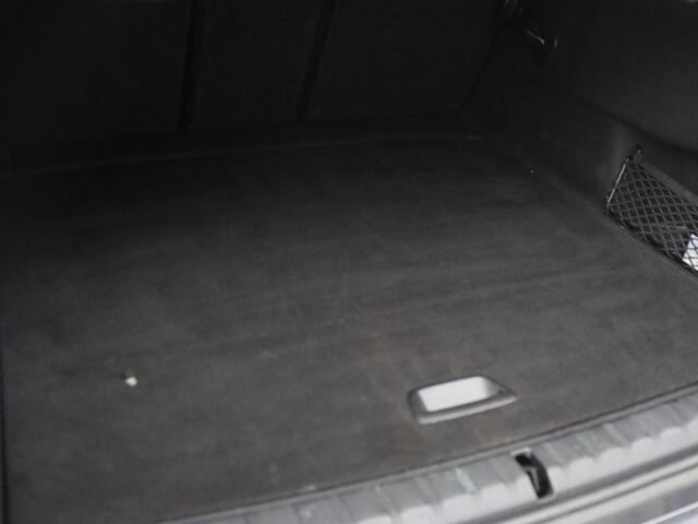 BMW 2-SERIE 218i M Sport | Sportstoelen | Camera | Carplay | Live Cockpit | Half leder | Navigatie | Sfeerverlichting | Full LED | Climate control