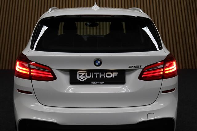 BMW 2-SERIE Active Tourer 218i Centennial Executive Automaat | Cruise-control | Parkeerhulp | Alcantara Bekleding | Clima | Navigatie | LM Velgen 17 Inch | All-season Banden