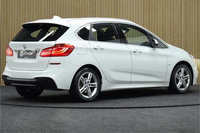 BMW 2-SERIE Active Tourer 218i Centennial Executive Automaat | Cruise-control | Parkeerhulp | Alcantara Bekleding | Clima | Navigatie | LM Velgen 17 Inch | All-season Banden