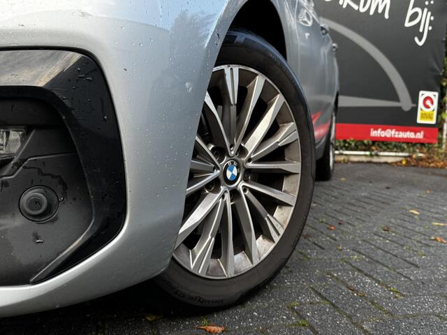 BMW 2-SERIE Active Tourer 220i High Executive - Lederen bekleding - Head-up display - Navigatie - Stoelverwarming - Trekhaak