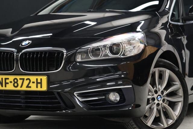 BMW 2-SERIE Active Tourer 225xe High Executive [HEAD-UP DISPLAY, CRUISE CONTROL, PDC ACHTER, BLUETOOTH TELEFOON, STOELVERWARMING, CLIMATE CONTROL, AUTOMATISCHE ACHTERKLEP, NAVIGATIE, NIEUWSTAAT]