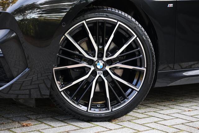 BMW 2-SERIE Gran Coupé 218i Gran Coupe M-Sport | Stoelverwarm | Hifi | Afn. Trekhaak | Navi | Shadowline, Stoelverwarming