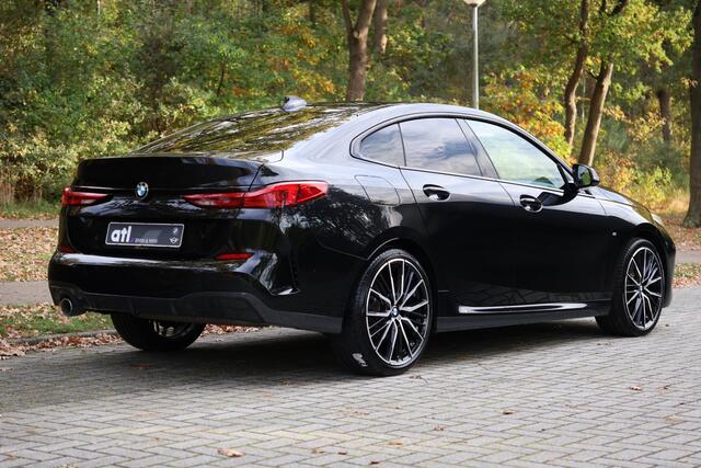 BMW 2-SERIE Gran Coupé 218i Gran Coupe M-Sport | Stoelverwarm | Hifi | Afn. Trekhaak | Navi | Shadowline, Stoelverwarming