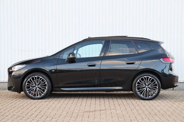 BMW 2-SERIE Active Tourer 225e xDrive M-Sport | HUD | Leder | Panoramadak | 360 Camera | Harman Kardon | Keyless