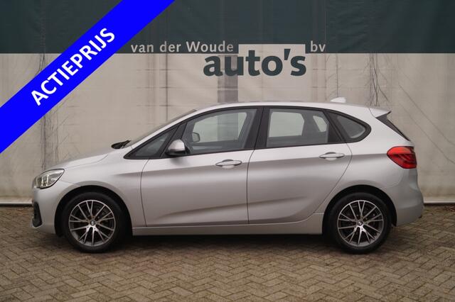 BMW 2-SERIE 216i Executive Edition -NAVI-ECC-PDC-TREKHAAK-