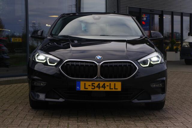 BMW 2-SERIE Gran Coupé 218i Automaat Sport Line Business Edition, LED, Sportstoelen, Cruise Control, Carplay, Camera