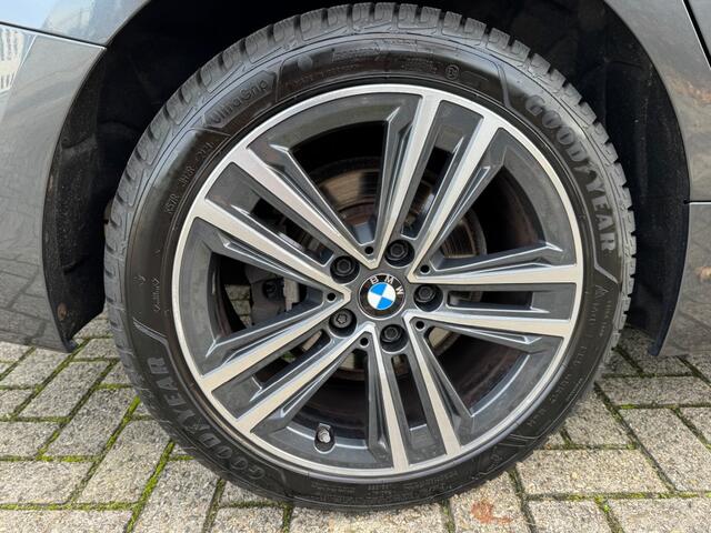 BMW 2-SERIE 218i Autom.Gran Coupe Sport + Led + leder + Nav + Car play - 95 dkm