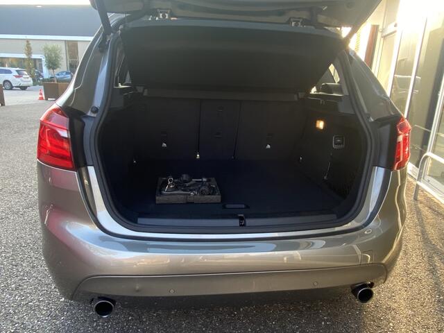 BMW 2-SERIE 220i Cent. Exec.