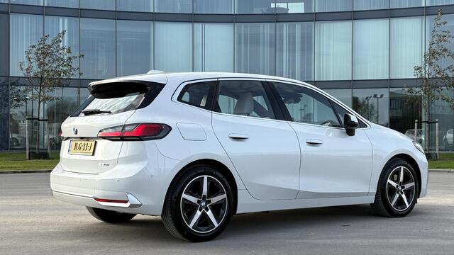 BMW 2-SERIE Active Tourer 220i