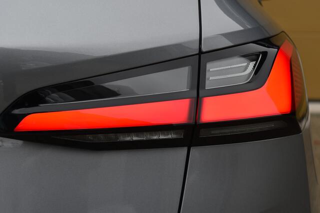 BMW 2-SERIE Active Tourer 218i * Head-up * Comforttoegang * LED *