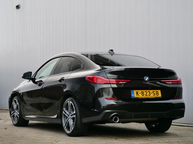BMW 2-SERIE Gran Coupé 218i High Executive 141 Pk Automaat Navigatie / DAB / Apple Carplay / M Sport-pakket