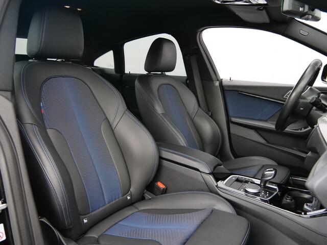 BMW 2-SERIE Gran Coupé 218i High Executive 141 Pk Automaat Navigatie / DAB / Apple Carplay / M Sport-pakket