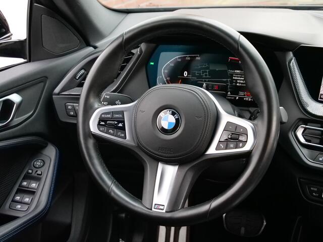 BMW 2-SERIE Gran Coupé 218i High Executive 141 Pk Automaat Navigatie / DAB / Apple Carplay / M Sport-pakket