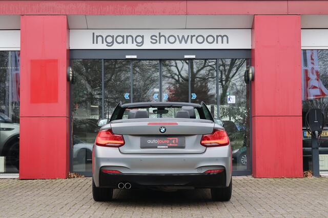 BMW 2-SERIE Cabrio 220d High Executive 2.0L 4-Cilinder | Harman/Kardon | Camera | Leder | Cruise Conrol |