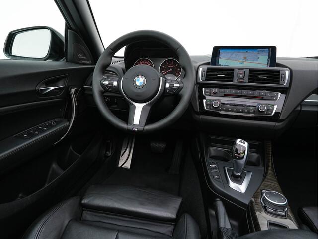 BMW 2-SERIE Cabrio 220d Sport M-Sportpack Aut. *FULL-LEATHER | XENON | HARMAN/KARDON | MEMORY-PACK | HEATED-SPORTSEATS | NAVI-FULLMAP | DAB+ | ECC | PDC | 19''ALU*