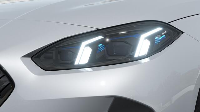 BMW 2-SERIE Gran Coupé 220 M Sport Automaat / Achteruitrijcamera / Sportstoelen / M Adaptief onderstel / Comfort Access / Adaptieve LED / Stoelverwarming