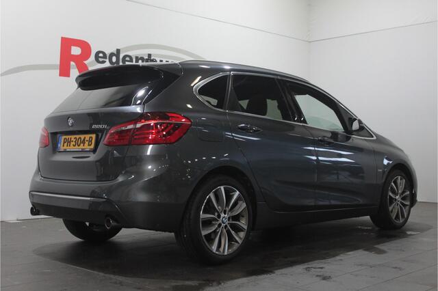 BMW 2-SERIE Active Tourer 220i High Executive - Camera / Navi / Stoelverw.