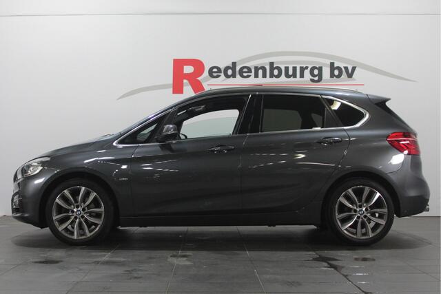 BMW 2-SERIE Active Tourer 220i High Executive - Camera / Navi / Stoelverw.
