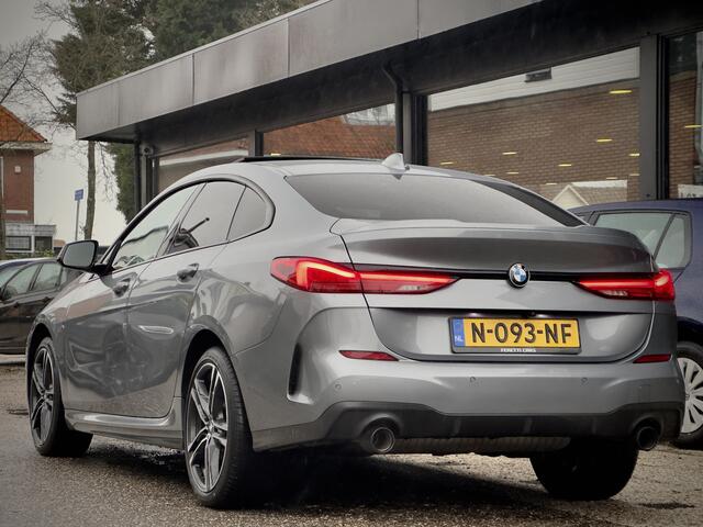 BMW 2-SERIE Gran Coupé 220i AUT7 M-SPORT PANODAK SPORTLEDER NAVI CAMERA DIGI-DASH APPLE-CARPLAY LED LMV PDC