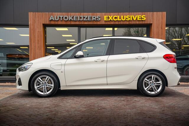 BMW 2-SERIE Active Tourer 225xe iPerformance High Executive M Pakket Camera Pano HUD Clima Cruise Leer 17"LM