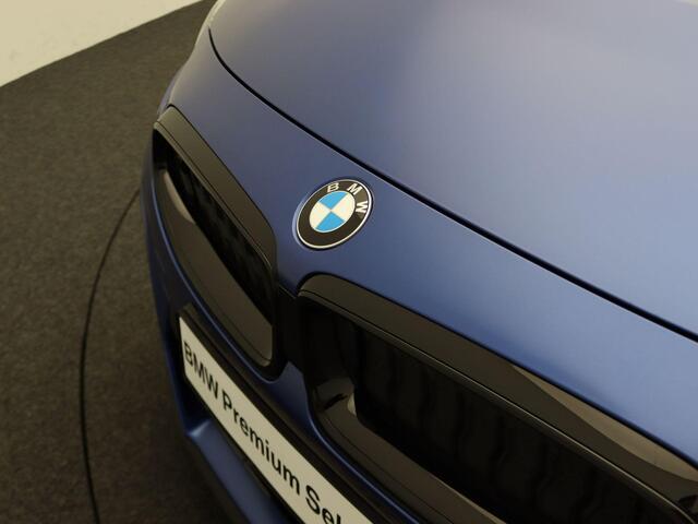 BMW 2-SERIE Coupé 218i M Sportpakket Pro | Premium Pack | Stuurwielrand Verwarmd | Achteruitrijcamera | Parking Assistant | HiFi | 19''