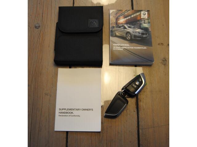 BMW 2-SERIE Active Tourer 225xe iP eDr. Ed. | Zeer luxe uitgevoerde BMW!