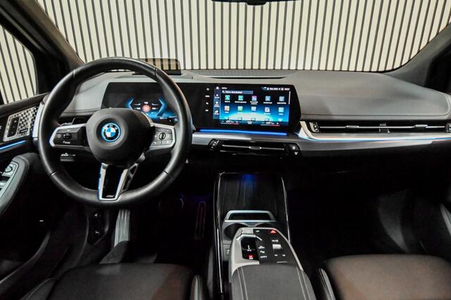BMW 2-SERIE Active Tourer 225e xDrive | HUD | PANO | HARMAN KARDON | STOELVERWARMING | MAS