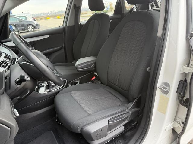 BMW 2-SERIE Active Tourer 218i Business Edition | Automaat | NAP | Navi | PDC | Head up display