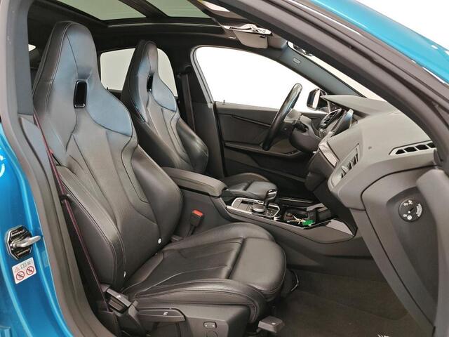 BMW 2-SERIE Gran Coupé 218i Executive Edition 1e eigenaar | Dealer Onderh | BTW | NAP | Pano | M Sport + | Winterpack | Harman | HIFI | Camera | Navi | Climate | Alarm Klasse 3 | Carplay | LMV | DAB |