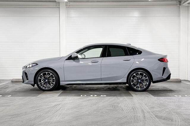 BMW 2-SERIE Gran Coupé 220 | M-Sport Design | Premium Pack | Driving Assistant Plus | Harman/Kardon | Comfort Access
