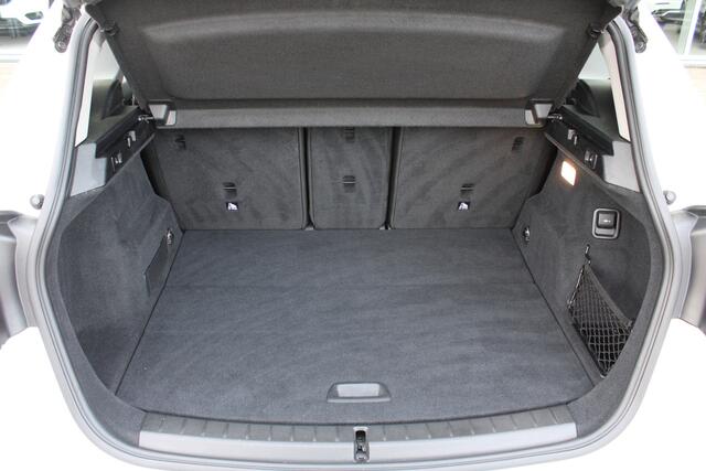 BMW 2-SERIE Active Tourer 218i Corporate Lease Executive | Camera | dealer onderhouden | Trekhaak |