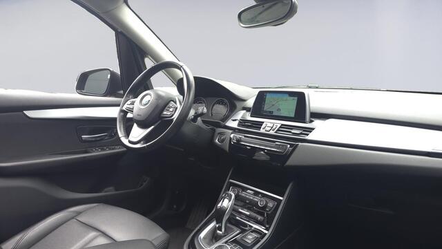BMW 2-SERIE Active Tourer 218i Executive | Panorama | Navigatie | Leder | Cruise
