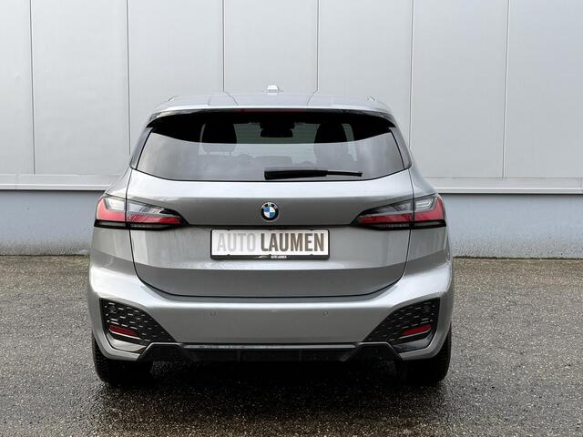 BMW 2-SERIE Active Tourer 218i Automaat M-Sport Widescreen LED Trekhaak Leder Shadow Camera Navi DAB