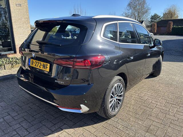 BMW 2-SERIE Active Tourer 223i 204PK Automaat Trekhaak / Panoramadak / Leder