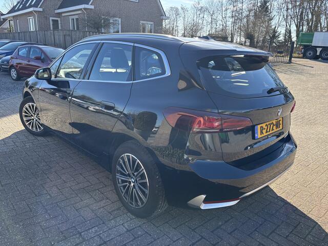 BMW 2-SERIE Active Tourer 223i 204PK Automaat Trekhaak / Panoramadak / Leder