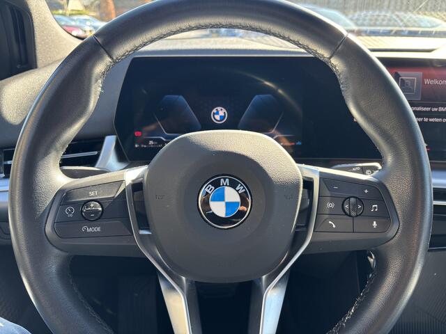 BMW 2-SERIE Active Tourer 223i 204PK Automaat Trekhaak / Panoramadak / Leder