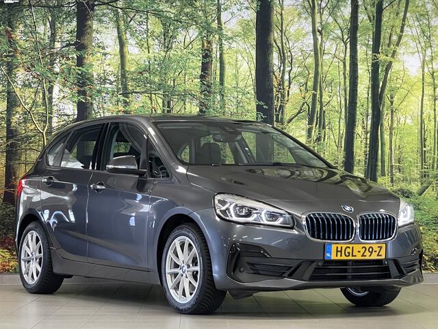 BMW 2-SERIE Active Tourer 225xe iPerformance High Executive | Rijmodus Regeling | Stuurwielverwarming | Stoelverwarming | Lane Assist | Spraakbediening |