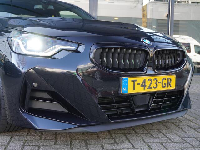 BMW 2-SERIE Coupé 220i M-Sport Pro / SPORTONDERSTEL / HARMAN KARDON / PANO / SPORTSTOELEN / PDC / WIDESCREEN NAVI / ALARM KLASSE 3 / CRUISE / 19'' LMV
