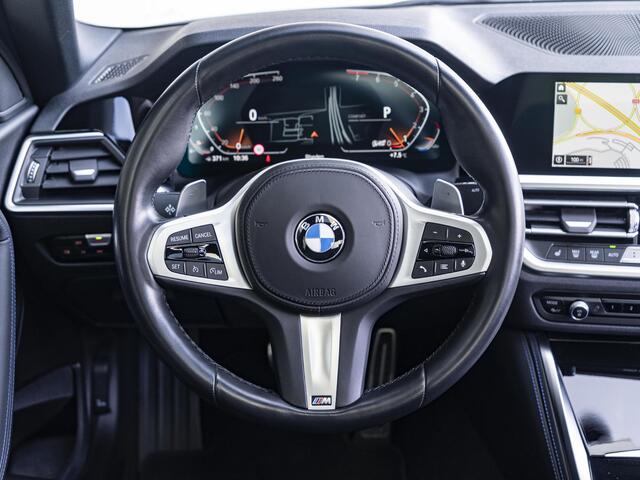 BMW 2-SERIE Coupé 220i | High Executive | M Sportpakket Pro | Schuif-/kanteldak | Laserlicht | Stoelverwarming | 19''
